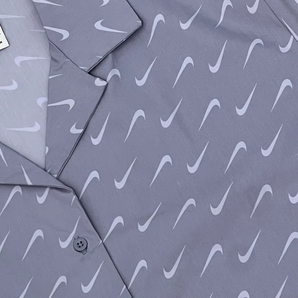 Nike Sportswear Everyday Modern Women’s Woven Short-Sleeve Top in Size:M - NWOT - Picture 4 of 12